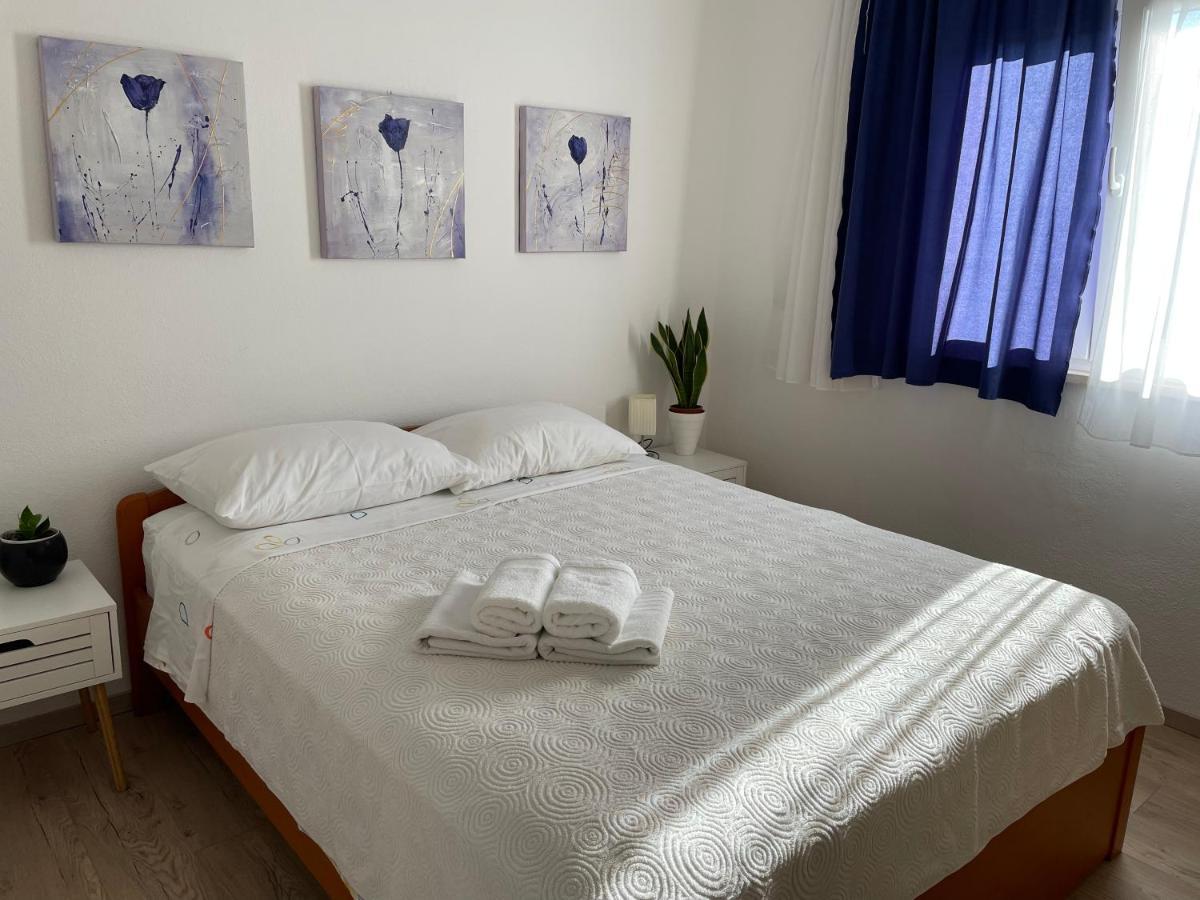 Apartments Angela Primošten Extérieur photo