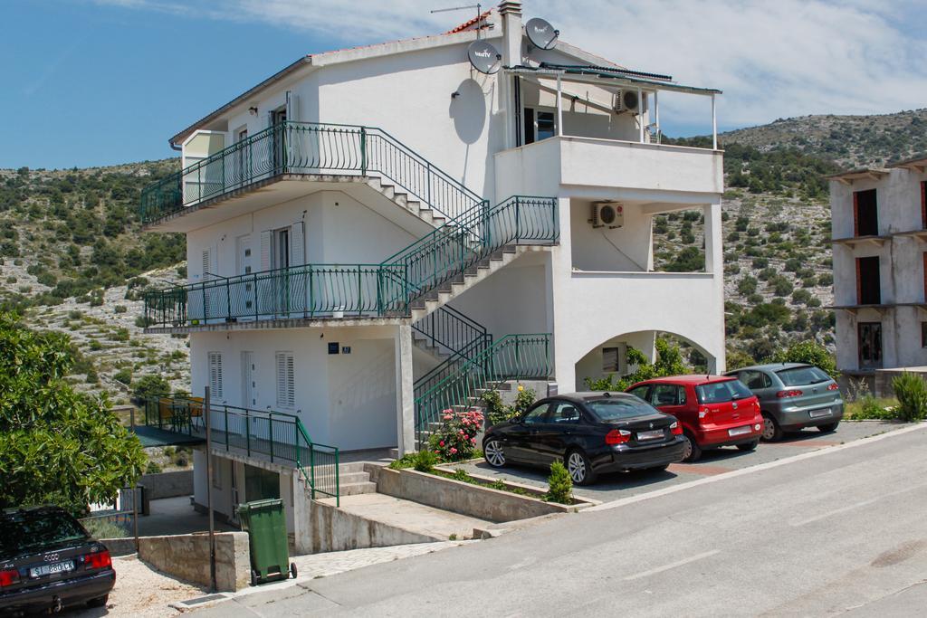 Apartments Angela Primošten Extérieur photo